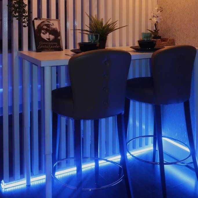 Cosy City Centre Apartment With Parking Бирмингам Екстериор снимка
